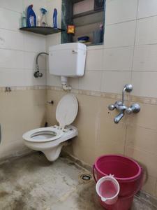 Common Bathroom Image of 650 Sq.ft 1.5 BHK Apartment / Flat for sale in Joy Homes Complex, Bhandup West Mumbai for Rs. 15000000