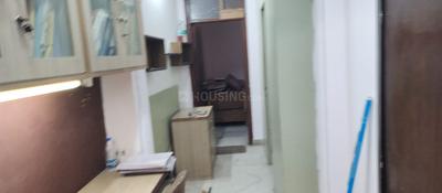 Kitchen Image of 800 Sq.ft 2 BHK Builder Floor for sale in Laxmi Nagar New Delhi for Rs. 6800000