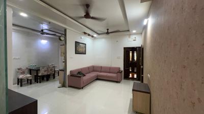 Living Room Image of 1825 Sq.ft 3 BHK Apartment / Flat for sale in Race Course Vadodara for Rs. 7500000