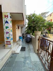 Balcony Image of 1200 Sq.ft 3 BHK Independent House for rent in Chanakyapuri Ahmedabad for Rs. 25000