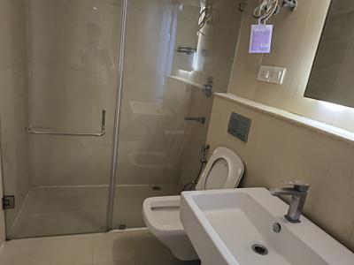 Image of 2105 Sq.ft 3 BHK Apartment / Flat for rent in Supertech Supernova, Sector 94, Noida for Rs. 67800