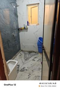 Bathroom Image of 500 Sq.ft 1 BHK Builder Floor for rent in Mayur Vihar Phase 1 New Delhi for Rs. 17000