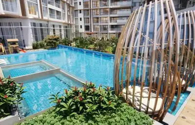 Image of 806 Sq.ft 2 BHK Apartment / Flat for sale in Rustomjee Vista Bay, Sewri, Mumbai for Rs. 33500000