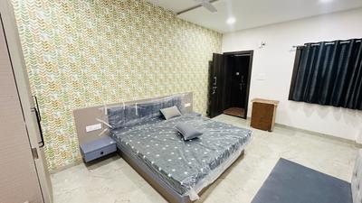 Bedroom Image of 650 Sq.ft 1 BHK Builder Floor for rent in Indra Puri Colony Indore for Rs. 14000