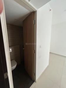 Image of 918 Sq.ft 2 BHK Apartment / Flat for rent in Lodha Palava Premier, Dombivli East, Thane for Rs. 22000