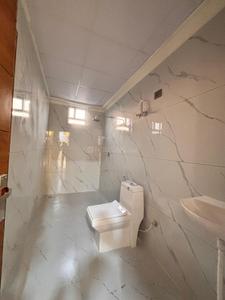 Bathroom Image of 1900 Sq.ft 4 BHK Apartment / Flat for sale in JB Prime, Kanakpura Jaipur for Rs. 9800000