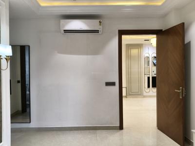 Bedroom Image of 1650 Sq.ft 3 BHK Builder Floor for sale in Greenwood City Floors, Sector 45 Gurgaon for Rs. 33000000