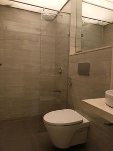 Common Bathroom Image of 750 Sq.ft 2 BHK Apartment / Flat for sale in Tangent Sumati Heights, Matunga East Mumbai for Rs. 35000000