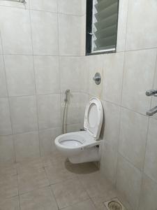 Bathroom Image of 1000 Sq.ft 2 BHK Apartment / Flat for rent in KBD Aurelia, Baner Pune for Rs. 28000