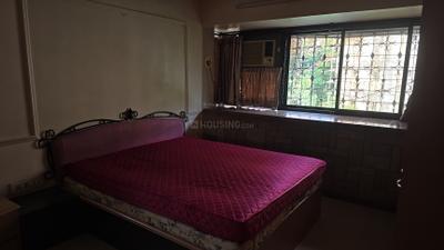 Queens View Bedroom One 2