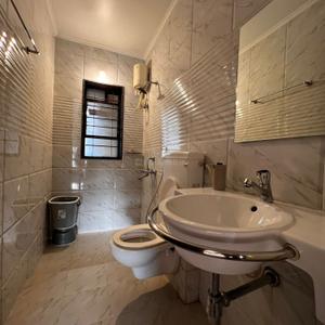Bathroom Image of 1900 Sq.ft 2.5 BHK Villa for sale in Gold Valley Lonavala for Rs. 16500000