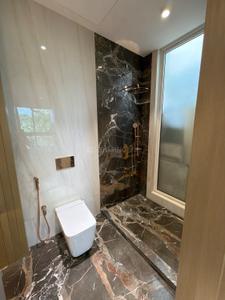 Bathroom Image of 1200 Sq.ft 3 BHK Apartment / Flat for sale in Monte South, Byculla Mumbai for Rs. 42500000