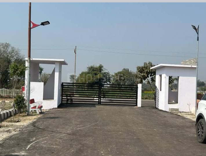 Gosainganj Main Image 1