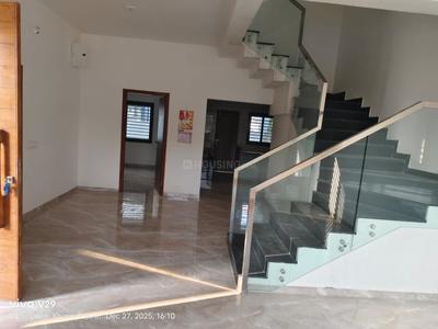 Image of 2003 Sq.ft 4 BHK Villa for rent in Ganesh Exotica Bungalows, Vaishno Devi Circle, Ahmedabad for Rs. 35000