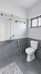 Bathroom Image of 1000 Sq.ft 2 BHK Apartment / Flat for rent in Koppa Gate Bengaluru for Rs. 16000