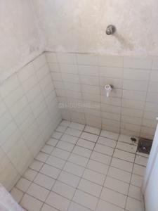 Bathroom Image of 398 Sq.ft 1 BHK Apartment / Flat for rent in Sheth Race Course Park, Sadar Rajkot for Rs. 8000