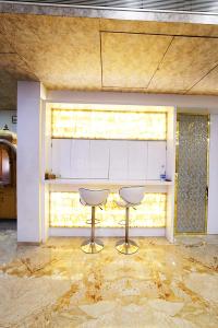 Image of 7200 Sq.ft 7 BHK Penthouse for sale in Satellite, Ahmedabad for Rs. 105000000
