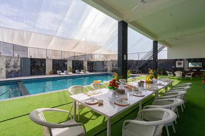 Image of 36000 Sq.ft 8 BHK Villa for sale in Gadota, Jaipur for Rs. 100000000