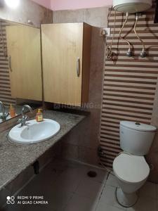 Bathroom Image of 1600 Sq.ft 3 BHK Apartment / Flat for sale in SVP Gulmohur Greens, Rajendra Nagar Ghaziabad for Rs. 13500000