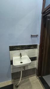 Bathroom Image of 1337 Sq.ft 2 BHK Independent House for rent in Sikandra Agra for Rs. 12000