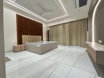 Bedroom Image of 3450 Sq.ft 3 BHK Apartment / Flat for rent in Iscon Ambli Road Ahmedabad for Rs. 100000