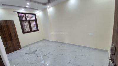 Bedroom Image of 600 Sq.ft 2 BHK Independent House for rent in Trivani Apartment, Jhilmil Colony New Delhi for Rs. 20000