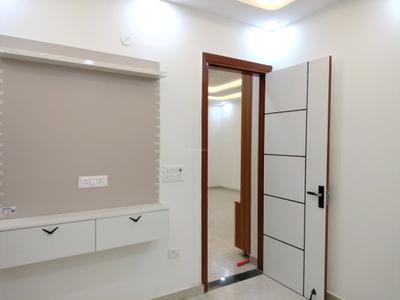 Bedroom Image of 1115 Sq.ft 4 BHK Builder Floor for sale in Raju Parak Extension New Delhi for Rs. 11100000