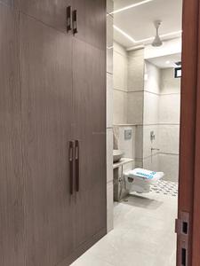 Bedroom One Image of 2700 Sq.ft 4 BHK Builder Floor for sale in Paramount Luxury Floors Sushant Lok 3, Sector 57 Gurgaon for Rs. 35000000