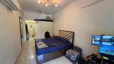 Bedroom Image of 450 Sq.ft 1 BHK Apartment / Flat for rent in Pali Hill Mumbai for Rs. 75000