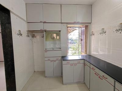 Kitchen Image of 540 Sq.ft 1 BHK Apartment / Flat for rent in Vasant Vihar Complax, Thane West Thane for Rs. 30000