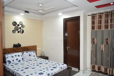 Bedroom Image of 1800 Sq.ft 3.5 BHK Duplex for sale in Subhash Nagar New Delhi for Rs. 28000000