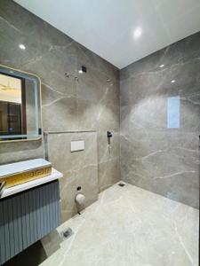 Image of 2400 Sq.ft 4 BHK Builder Floor for sale in Ansal Versalia, Sector 67, Gurgaon for Rs. 28100000