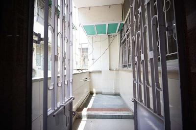 Balcony Image of 738 Sq.ft 2 BHK Apartment / Flat for sale in Ambawadi Ahmedabad for Rs. 7500000