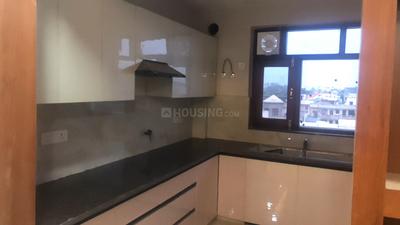 Kitchen Image of 1836 Sq.ft 3 BHK Builder Floor for sale in Sector 10A Gurgaon for Rs. 25000000