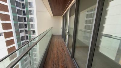 Image of 1850 Sq.ft 3 BHK Apartment / Flat for rent in Piramal Mahalaxmi, Worli, Mumbai for Rs. 310000