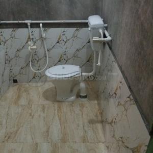 Bathroom Image of 400 Sq.ft 1 BHK Builder Floor for rent in Mali Panchghara Howrah for Rs. 5000