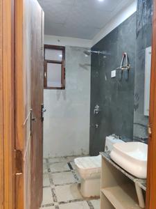 Common Bathroom Image of 1300 Sq.ft 3 BHK Apartment / Flat for sale in Lal Kuan Ghaziabad for Rs. 5965000