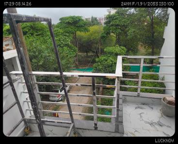 Balcony Image of 780 Sq.ft 2 BHK Builder Floor for rent in Gomti Nagar Lucknow for Rs. 13500