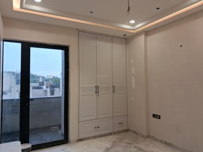 Bedroom Image of 1800 Sq.ft 3 BHK Builder Floor for sale in Paschim Vihar New Delhi for Rs. 37500000