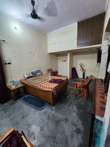 Bedroom Image of 1800 Sq.ft 5 BHK Duplex for sale in Line Par Moradabad for Rs. 5800000