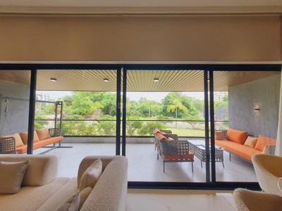 Balcony Image of 2700 Sq.ft 4 BHK Apartment / Flat for sale in New Alkapuri Vadodara for Rs. 18500000