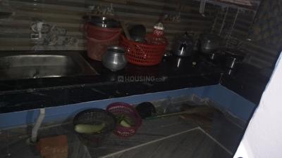 Kitchen Image of 600 Sq.ft 2 BHK Builder Floor for rent in Civil Lines Buxar for Rs. 4000