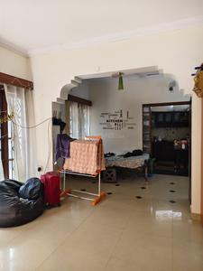 Image of 1000 Sq.ft 2 BHK Builder Floor for rent in Halasuru, Bengaluru for Rs. 35000