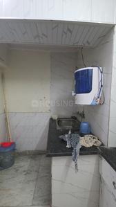 Kitchen Image of 700 Sq.ft 2 BHK Apartment / Flat for rent in Pitampura New Delhi for Rs. 28000