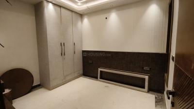 Bedroom Image of 2000 Sq.ft 4 BHK Builder Floor for sale in Kaushambi Ghaziabad for Rs. 22000000