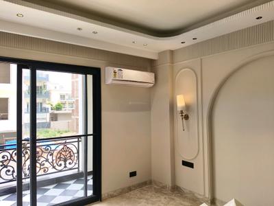 Bedroom Image of 2100 Sq.ft 4 BHK Builder Floor for sale in BPTP Astaire Garden Floors, Sector 70A Gurgaon for Rs. 34000000