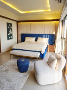 Bedroom Image of 3500 Sq.ft 4 BHK Penthouse for sale in Lodha Palava Serenity, Palava Phase 2 Thane for Rs. 42000000