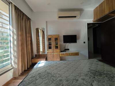 Bedroom Image of 2750 Sq.ft 4 BHK Apartment / Flat for sale in Bodakdev Ahmedabad for Rs. 35500000