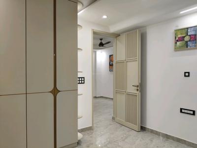 Bedroom Image of 1750 Sq.ft 3 BHK Builder Floor for sale in Kaushambi Ghaziabad for Rs. 17000000