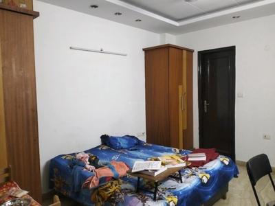 Bedroom Image of 1440 Sq.ft 3 BHK Builder Floor for sale in Mukherjee Nagar New Delhi for Rs. 19000000